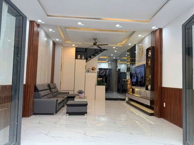 Nhà 3 Tầng 5m x 14m - Full nội thất ở ngay - Gần Phú Mỹ Hưng