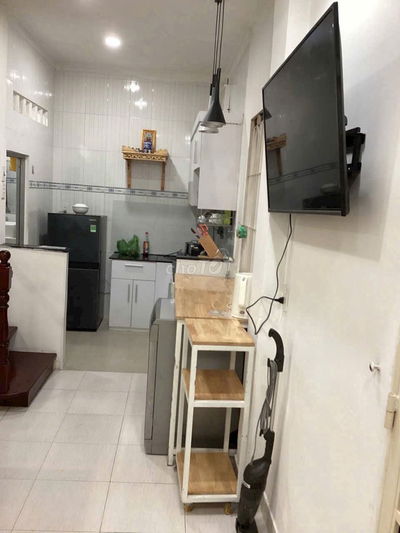 Xe hơi đỗ cửa Lê Quang Định, 28m2, sổ đẹp nhỉnh 4tỷ