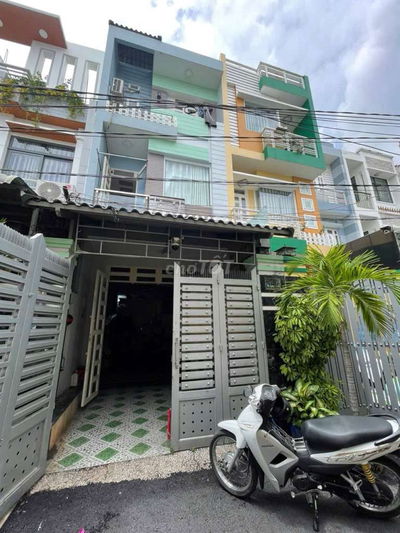 Gò Vấp, đường số 18, bán nhà hẻm xe hơi, 70m2, 3 tầng, 4PN ,chỉ 6,8 tỷ