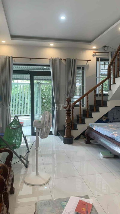 💥Nhà Lầu Trệt Lững 3PN Sân ÔTô Gần Chợ Búng Trường Và TTHC P Thuận An
