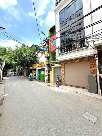 MẶT PHỐ KINH DOANH GIÁ MẶT NGÕ  LÔ GÓC OTO QUA NHÀ TÌM ĐÂU RA CĂN THỨ