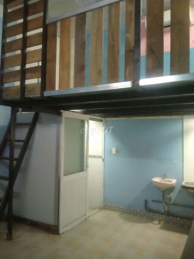 cho thuê phòng trọ đầy đù nội thất giá 2tr7 cách q1,q binh thạnh 10p