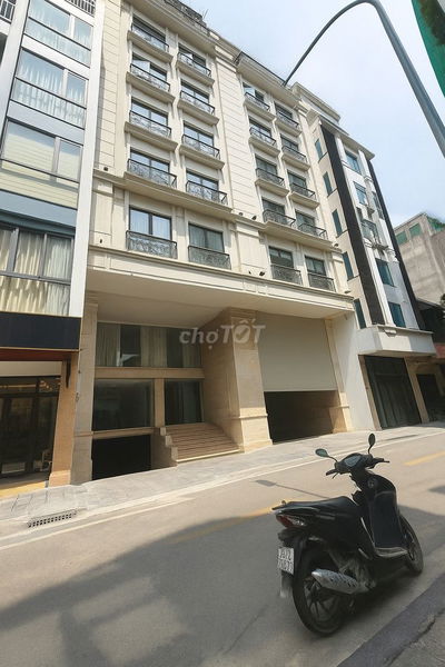 Tòa mặt phố Triệu Việt Vương, DT 133 m2, 10 tầng, mt 7.1 m, giá 165 tỷ