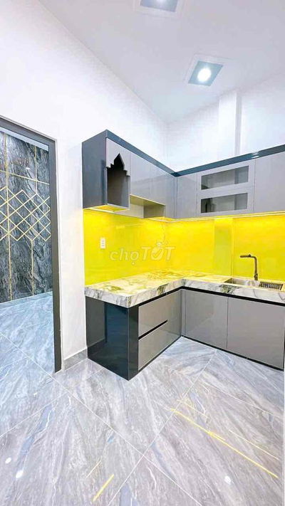 BÁN NHÀ ĐOÀN VĂN BƠ QUẬN 4 VỊ TRÍ ĐẸP RỘNG RÃI THOÁNG MÁT