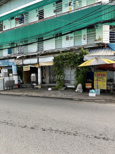 Mặt băng vừa ở vừa kinh doanh tại hẻm 549 Lê Văn Thọ