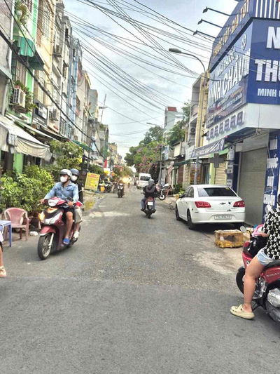 Bán nhà mặt tiền  Tân Thới Hiệp 4x25 , đường 10m có vỉa hè