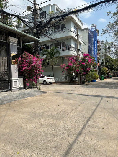 Hiếm! Đất 2 mặt tiền kế bên Khu Kim Sơn Q7, 233m2, chỉ 21.5 tỷ