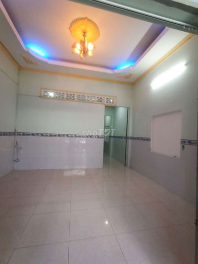 Bán nhà sổ riêng gần chợ đông hoà