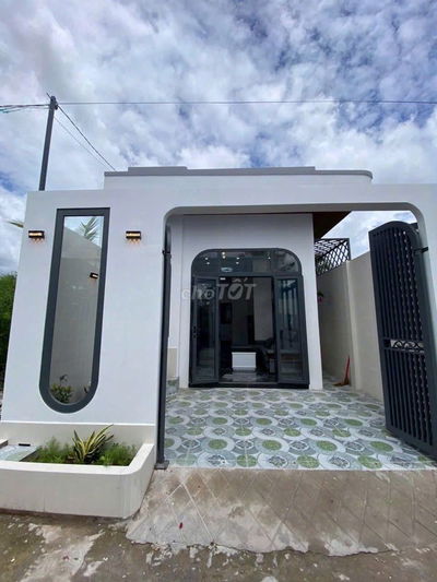 Hàng hiếm! Nhà Cấp 4 Giá Rẻ Cho Anh Chị Tài Chính Thấp Gần Trung Tâm
