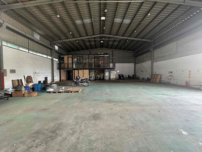 KHO MẶT TIỀN ĐƯỜNG XE CÔNG GẦN MÊ LINH- KHU CN HOÀ KHÁNH