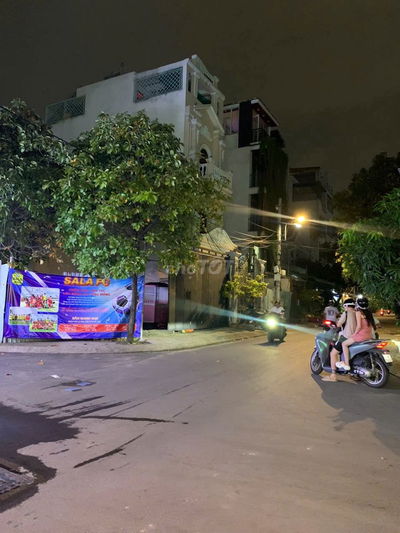 Bán đất lô góc 2mt, đường nhựa 8m, phường 15 Gò Vấp. DT: 106m2