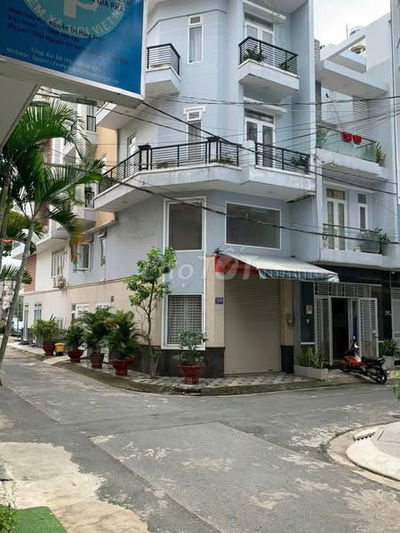 CHO THUÊ NHÀ HXH NGUYỄN SỸ SACH, P15 TÂN BÌNH, DT 4,5X12, GIÁ 9TR TL