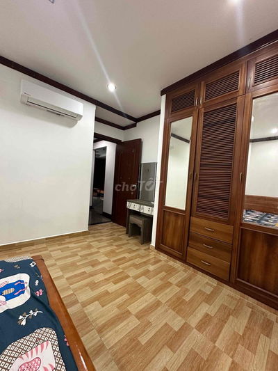 cho thuê phòng trong căn hộ hoàng anh 2, vị trí gần cầu Nguyễn Văn cừ