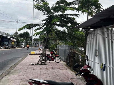 Bán đất tặng nhà