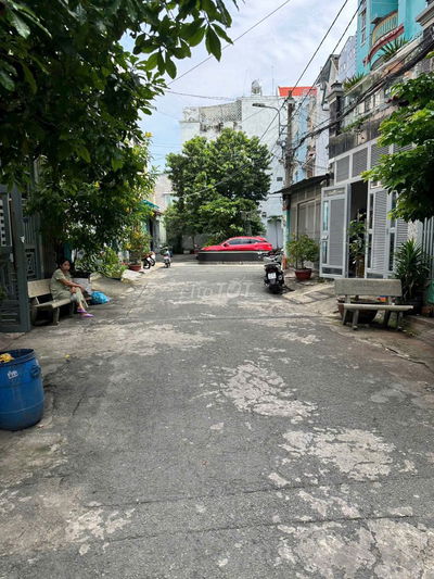 Siêu phẩm hẻm Xe Hơi Quay Đầu, sau lưng căn Mặt Tiền