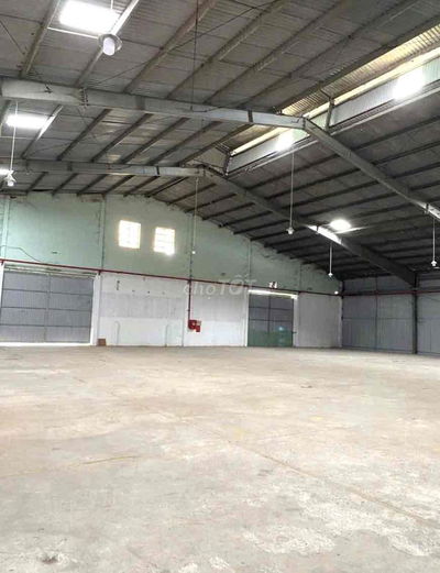 KHO XƯỞNG ĐẸP MỚI XÂY(500m2)MT CONT 40FIX,TRÂN 8M,LÊ VĂN QUỚI