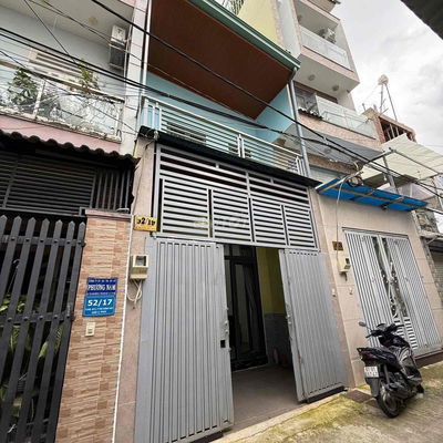 QUẬN 12. NHÀ PHỐ 1/  4M X 15M ĐÚC 1 LẦU HẺM XE HƠI . NGAY HT CITY