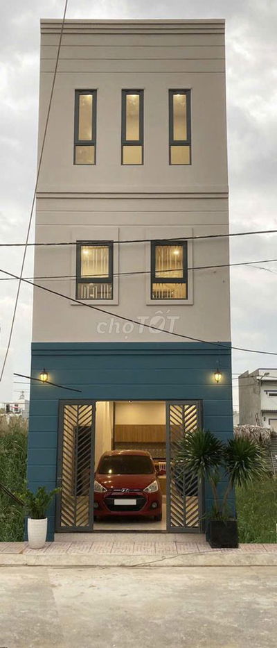Bán nhà 3 tầng, 50m2, hẻm xe hơi, Đường Long Thuận, Long Phước