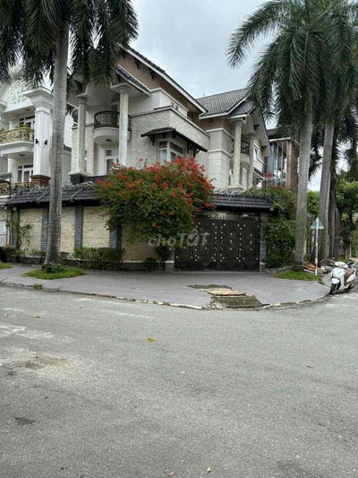Cho Thuê Biệt Thự Góc 2 MT ( khu Ao Sen, tên lửa