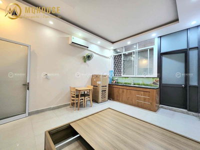 STUDIO NỘI THẤT CƠ BẢN VỪA VẶN GẦN ETOWN CỘNG HOÀ