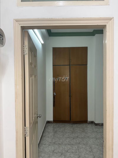 Phòng trọ hẻm xe hơi trung tâm Huỳnh Văn Bánh, Lê Văn Sỹ