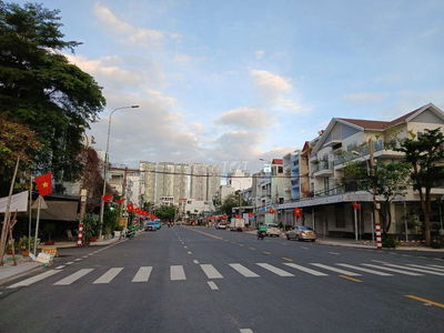 Q7. Cho thuê nhà nguyên căn đường phú thuận
