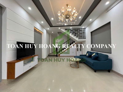 NHÀ ĐẸP GẦN HỒ XUÂN HƯƠNG - SÁT BIỂN - 22 TRIỆU