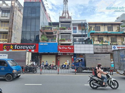 Cho thuê dài hạn nhà mặt tiền đường Hoàng Văn Thụ, Tân Bình 18tr/tháng