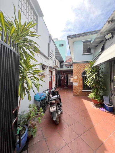 CẦN BÁN 5 PHÒNG FULL – SÁT AEON BT – KHU TÊN LỬA – THU NHẬP 15TR/TH