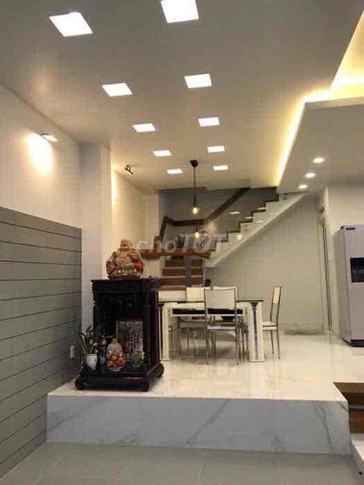 SÁT BÌNH THẠNH - PHẠM VĂN ĐỒNG - NHÀ MỚI ĐẸP - HXH - NGANG 6M