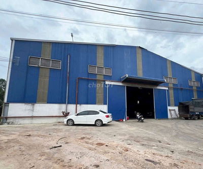 Cho thuê xưởng 1800m2.Pccc tự động nghiệm thu.Gần khu CN nam Tân Uyên