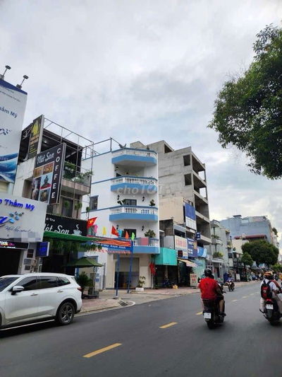 Nhà 5,2x14, giá nhỉnh 6 tỷ, đường Gò Dầu, Tân Phú, hẻm xe tải