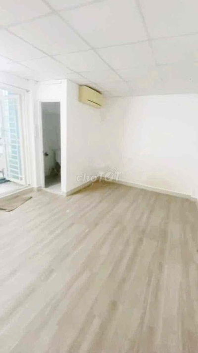 Nhà nguyên căn. Hình và Video thật 100%. 247/Hoàng Hoa Thám. B.Thạnh