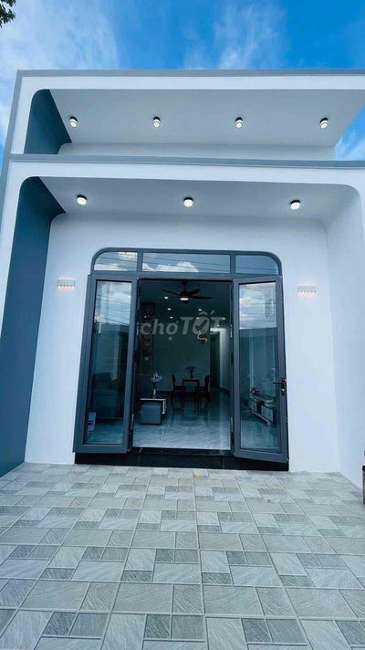 Nhà hẻm 3,5m Nguyễn Văn Bứa Hóc Môn cách sân bay TSN 40phút
