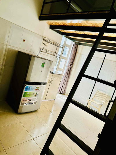 phòng trọ ban công có gác lầu2 18m2 phạm văn hai p5 tân bình bờ kè