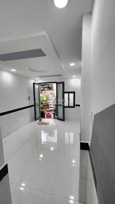 NHÀ ĐẸP - SHR - 3PN (CÓ PN DƯỚI TRỆT) - GẦN KCX TÂN THUẬN QUẬN 7 -  HƠ