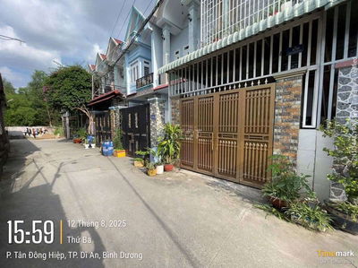 Nhà lầu gần hội trường nd đông hòa giá 9 triệu