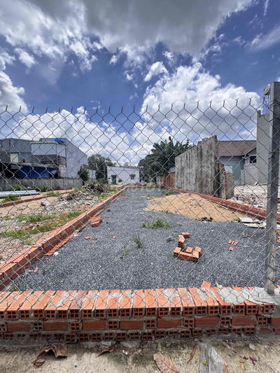 Đất 5 X19 Sổ Hồng Riêng Hẻm 4m Betong