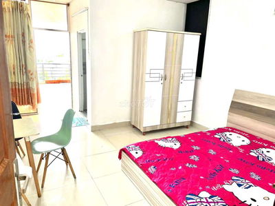 Căn hộ 1PN ban công rộng 40m2 ngay nguyễn văn Đậu Bình Thạnh