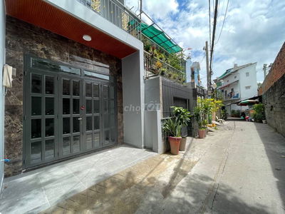 Bán nhà Đường Âu Cơ, Tân Phú - 63m² - Hẻm 5m xe hơi vào nhà