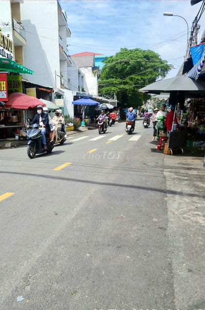 HOT,TÂN PHÚ! BÁN NHÀ MẶT TIỀN NGAY CHỢ,KHU TÂN HƯƠNG4 ×18,CHỈ8 TỶ HƠN