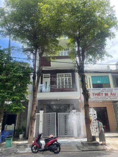 Bán nhà 3 tầng kẹp cống MT Nguyễn Phong Sắc- Khuê Trung - Cẩm Lệ