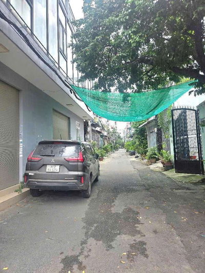 BÁN NHÀ ĐẸP SÁT TÂ.N KỲ TÂN QUÝ - XE TẢI - 6PN - ( 4X17M ) CHỈ 5$ HƠN