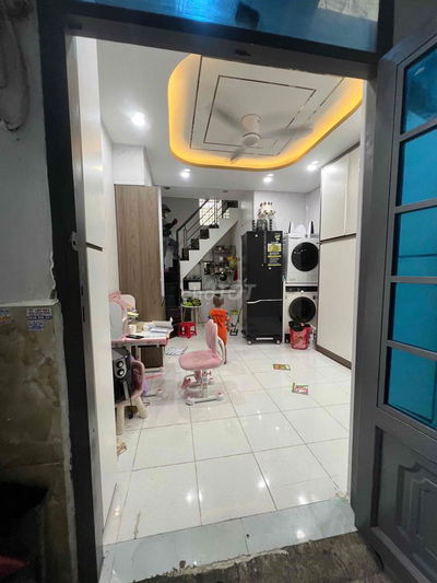 bán nhà 4x6 1 lầu .bình Tân 896triu