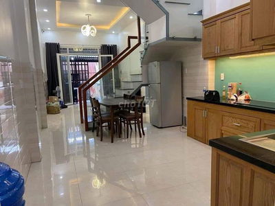 Bán nhà đẹp 50m2 đường Tạ Quang Bửu, Quận 8 hẻm xe hơi giá 2 tỷ 350 TL