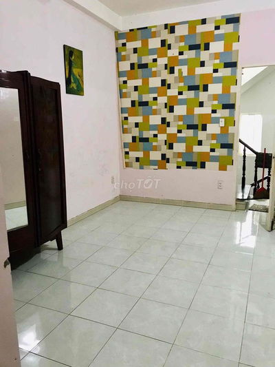 cho Nữ thuê phòng 20m2, ngay chợ Nam Hoà