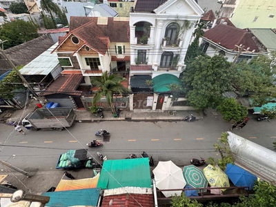 Bán Nhà Hẻm Xe Hơi 1 Trục - ( DT: 4x17m ) - Ngay Dương Quảng Hàm