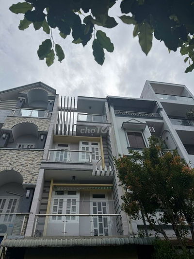 Bán Nhà Hẻm Xe Hơi 8m Có Lề - (DT:4x15m) - Trệt 3 Lầu- Dương Quảng Hàm