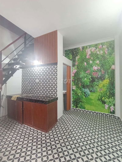 Cho thuê nhà 3 Tầng nhỏ xinh chợ Trần Quang Khải