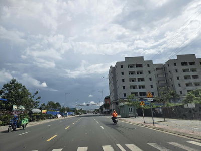 Bán đất tại Đường Hùng Vương, Phường Phú Mỹ, Phú Mỹ, Bà Rịa Vũng Tàu, 5,8 tỷ, 155 m2( 5M x 31M)